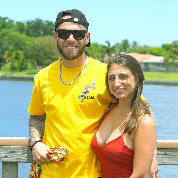 Meet your Posher, Ronnie and Adriana - Picture 1 of 1